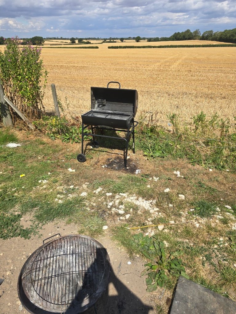 D1 bbq — 8.0/10 Guest Ready