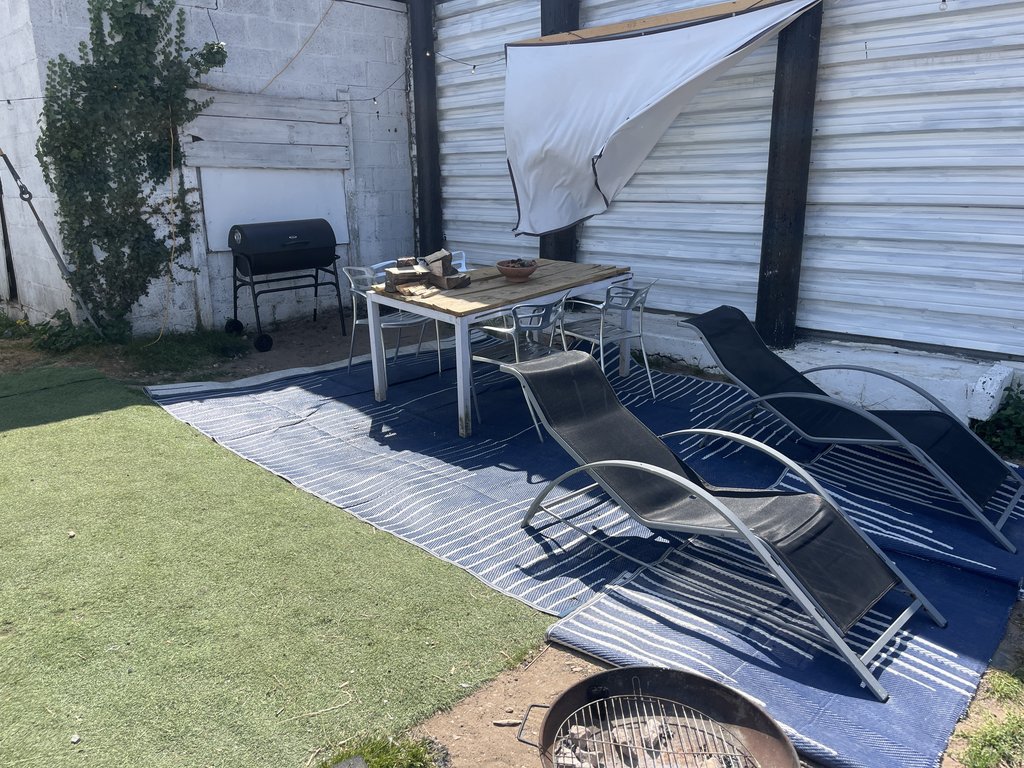 D1 bbq — 8.0/10 Guest Ready