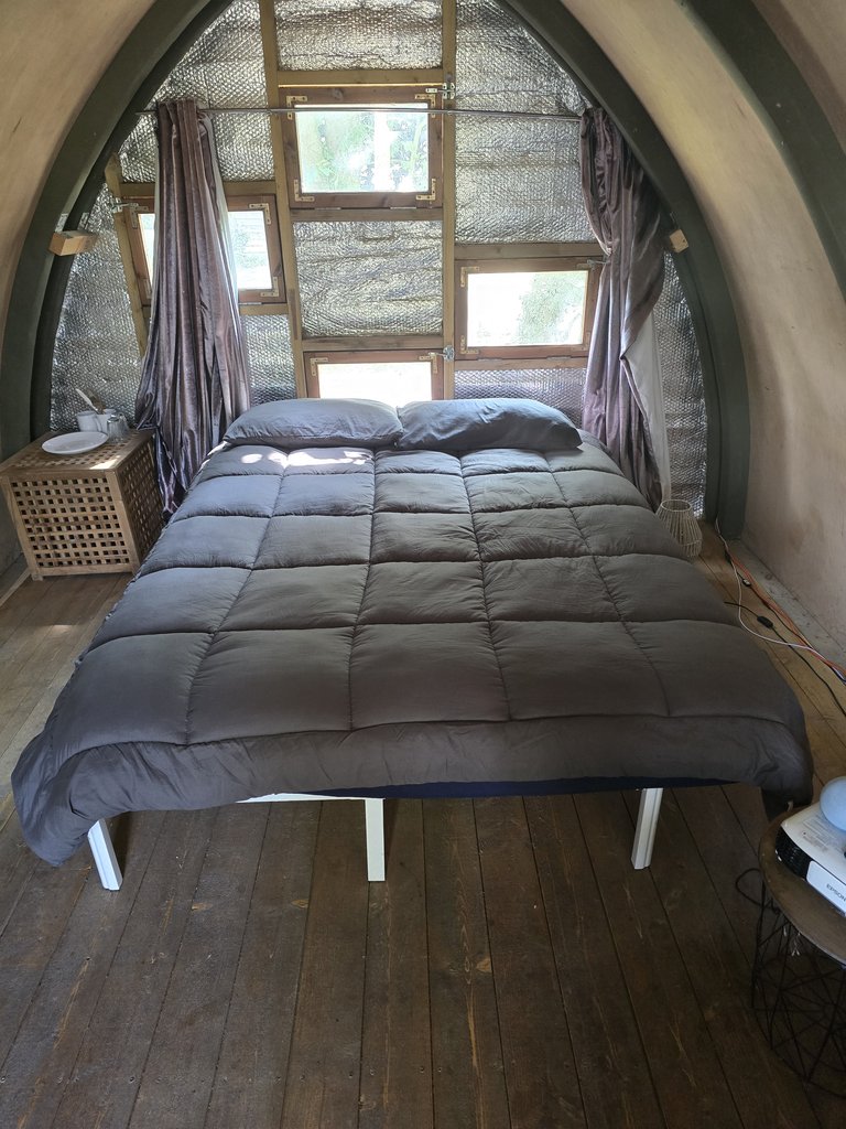 D1 bedding — 8.5/10 Guest Ready