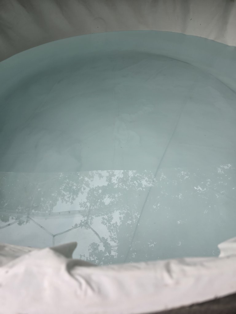 D1 hottub — 7.5/10 Guest Ready