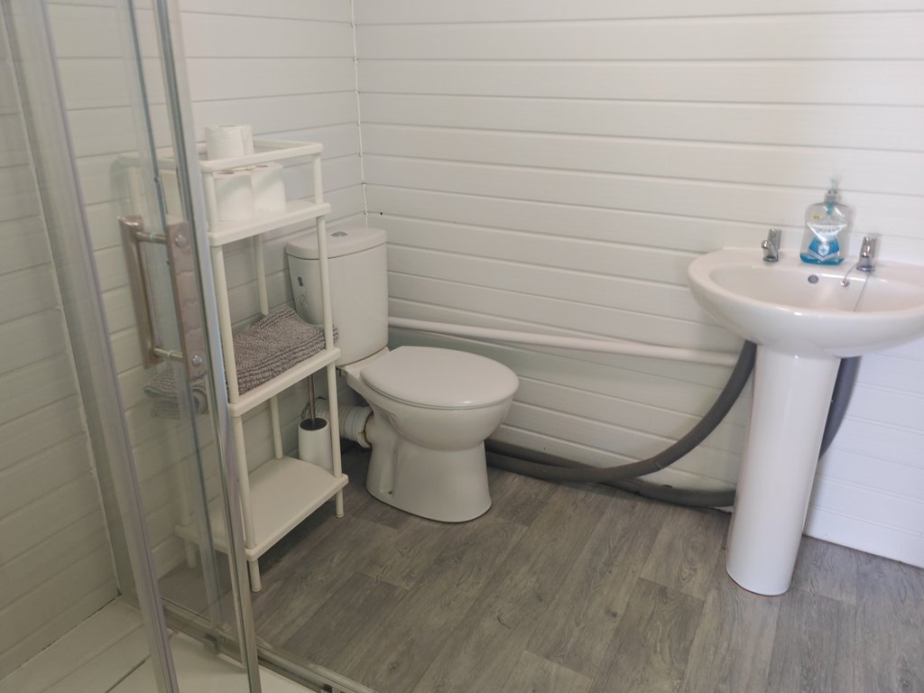 D1 toilet — 9.0/10 Guest Ready