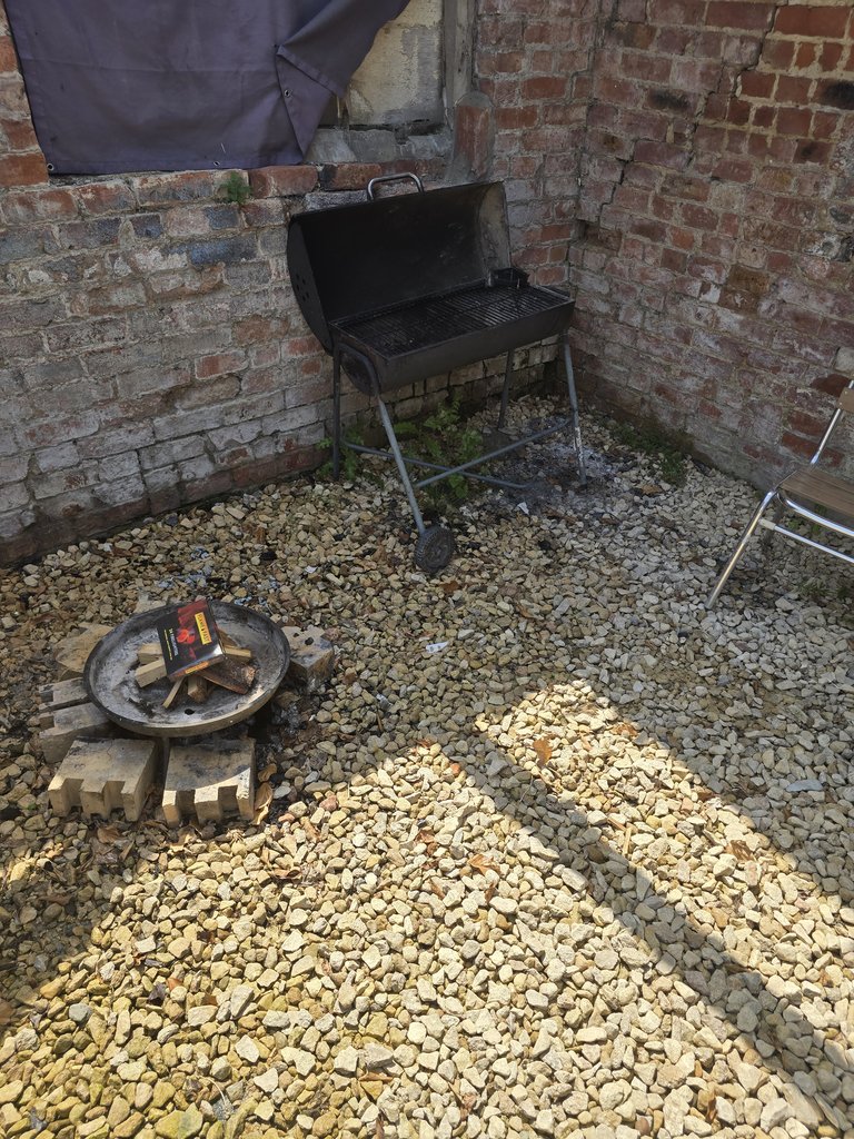 D2 bbq — 8.5/10 Guest Ready