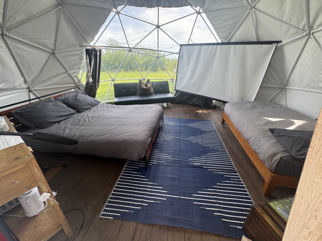 D2 bedding — 8.0/10 Guest Ready