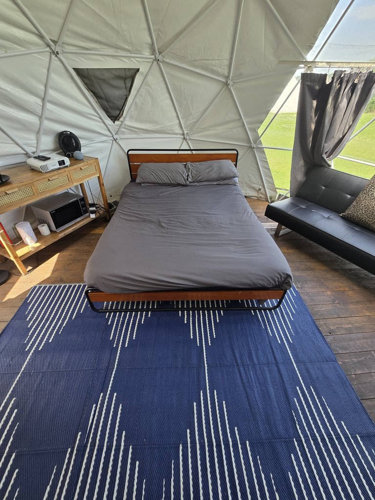 D2 bedding — 8.5/10 Guest Ready