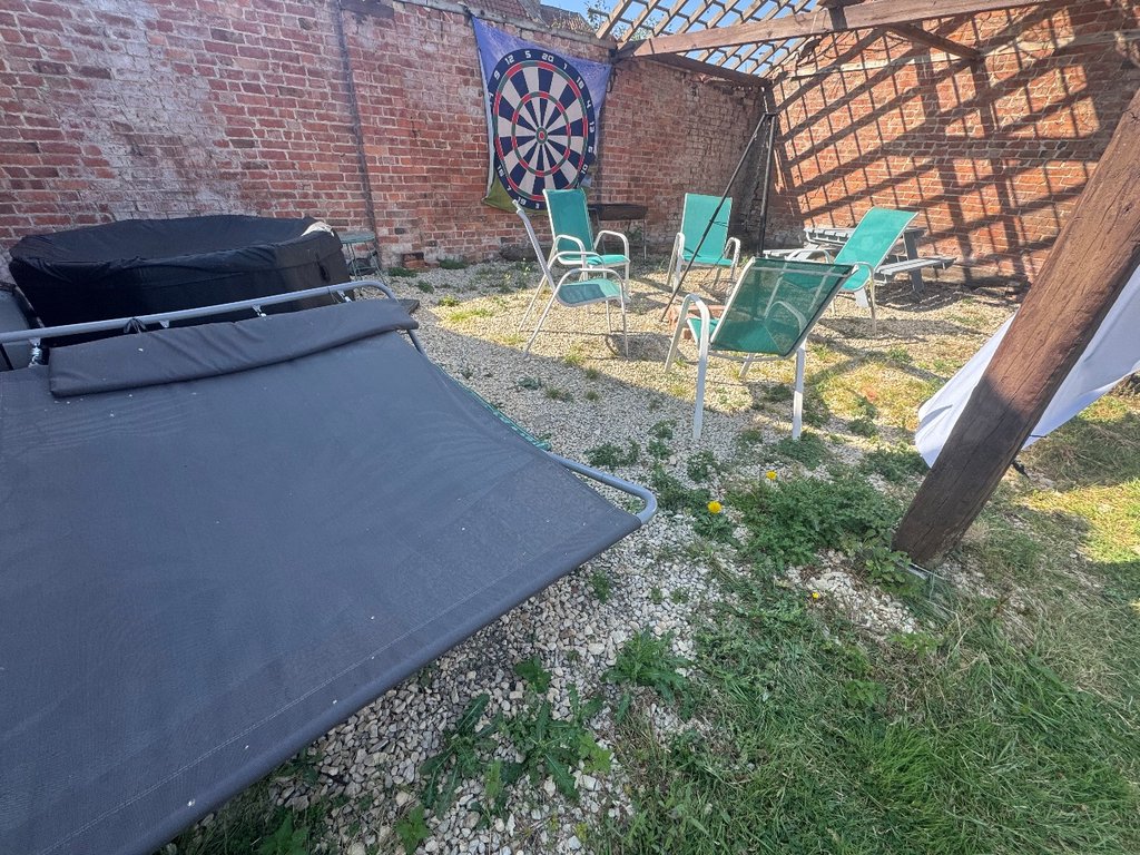 D3 bbq — 8.0/10 Guest Ready
