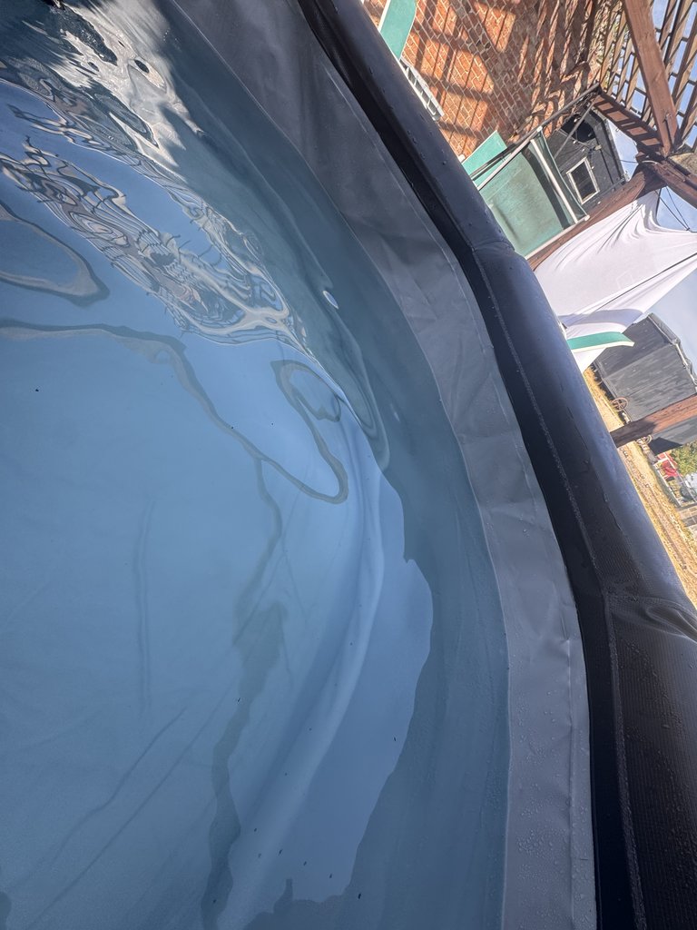 D3 hottub — 8.0/10 Guest Ready