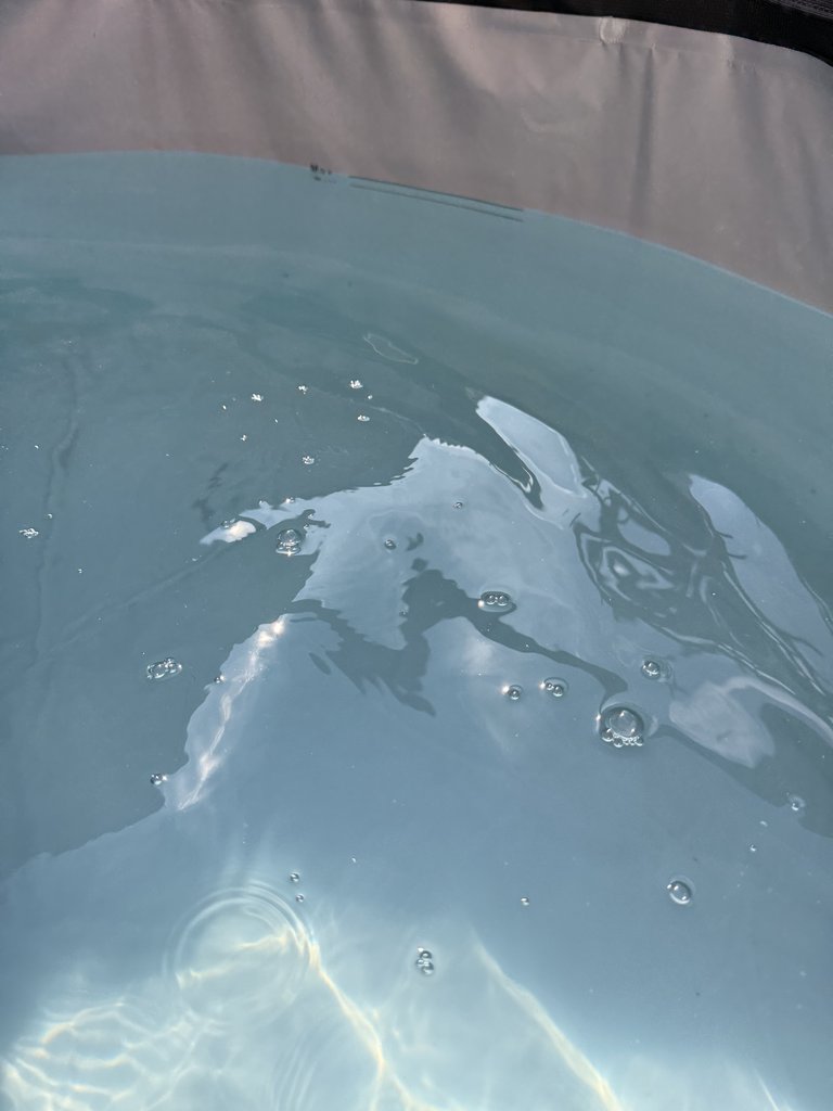 D3 hottub — 8.7/10 Guest Ready