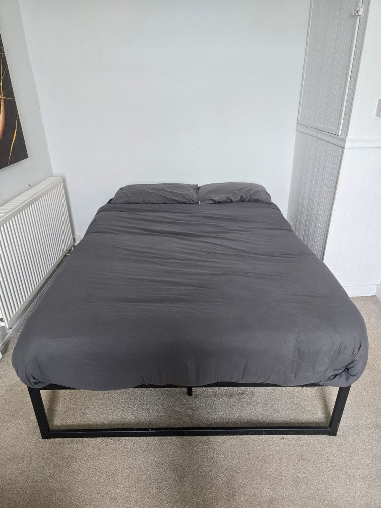Cottage bedding — 8.0/10 Guest Ready