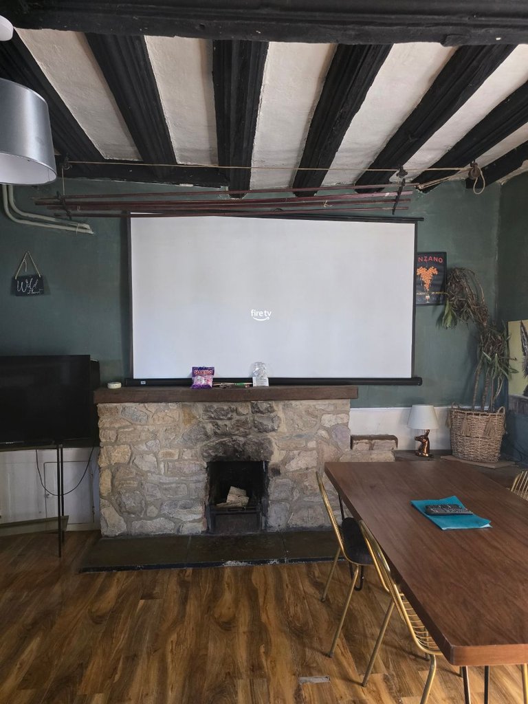 Cottage firepack — 8.0/10 Guest Ready