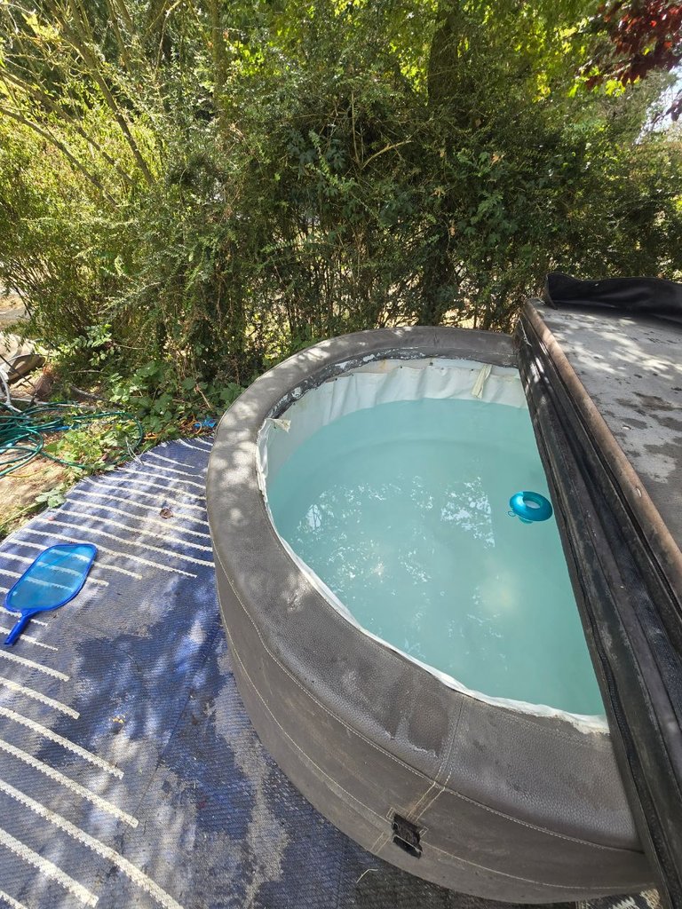 D0 hottub — 8.2/10 Guest Ready