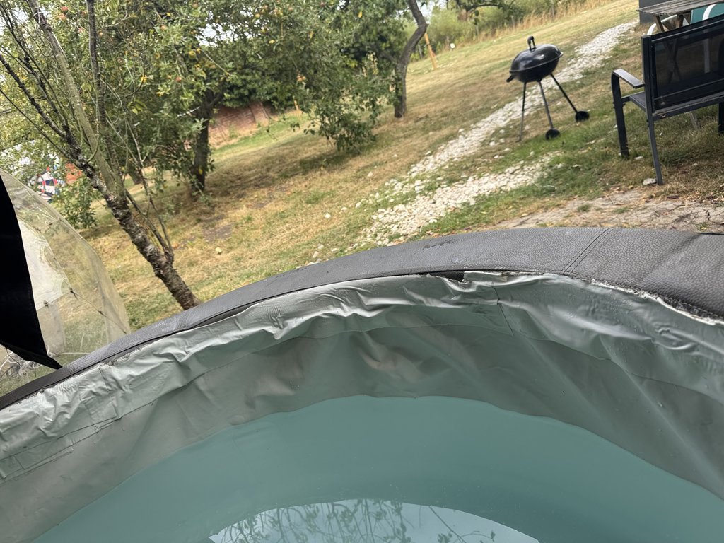 D0 hottub — 7.5/10 Guest Ready