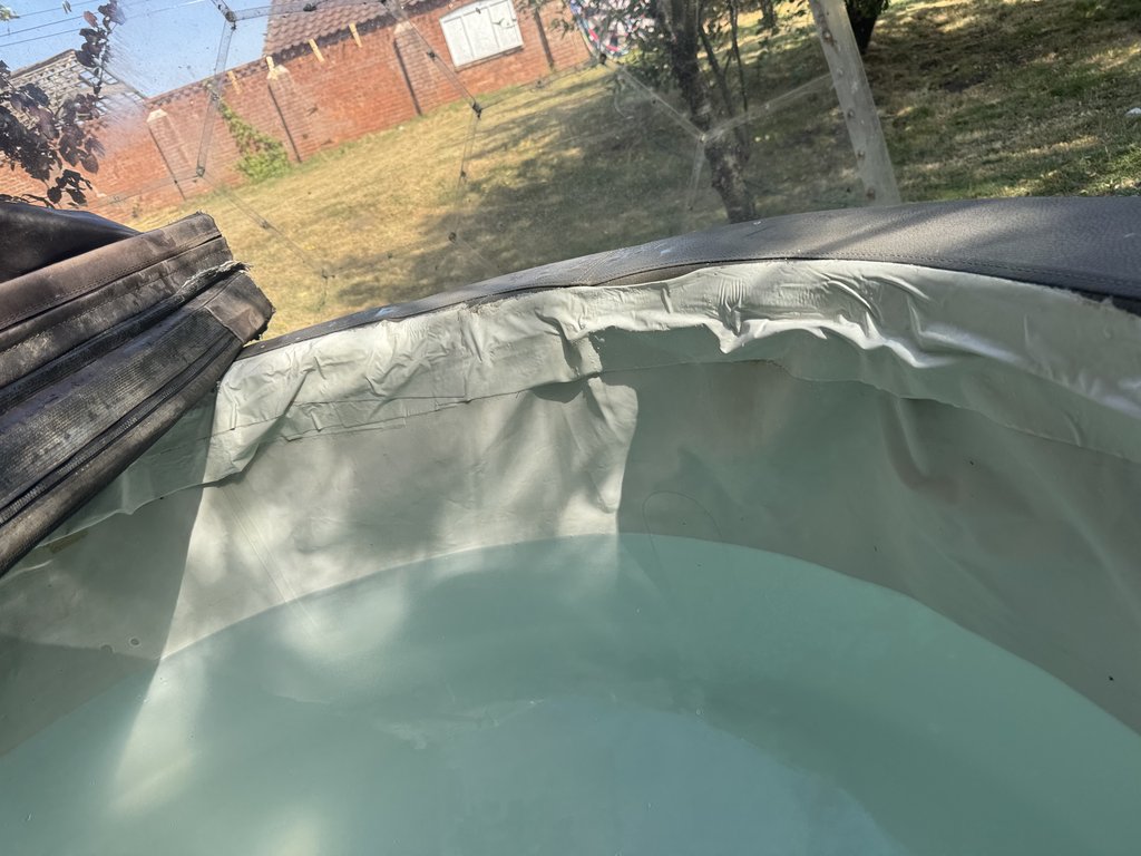 D0 hottub — 8.5/10 Guest Ready