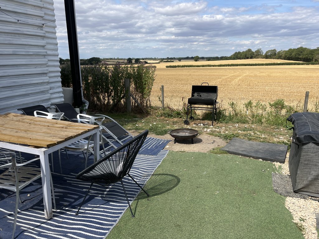 D1 bbq — 8.3/10 Guest Ready