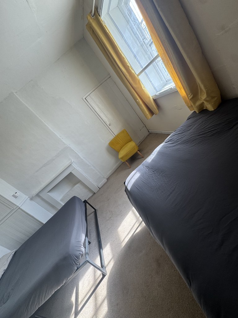 Cottage bedding — 8.5/10 Guest Ready