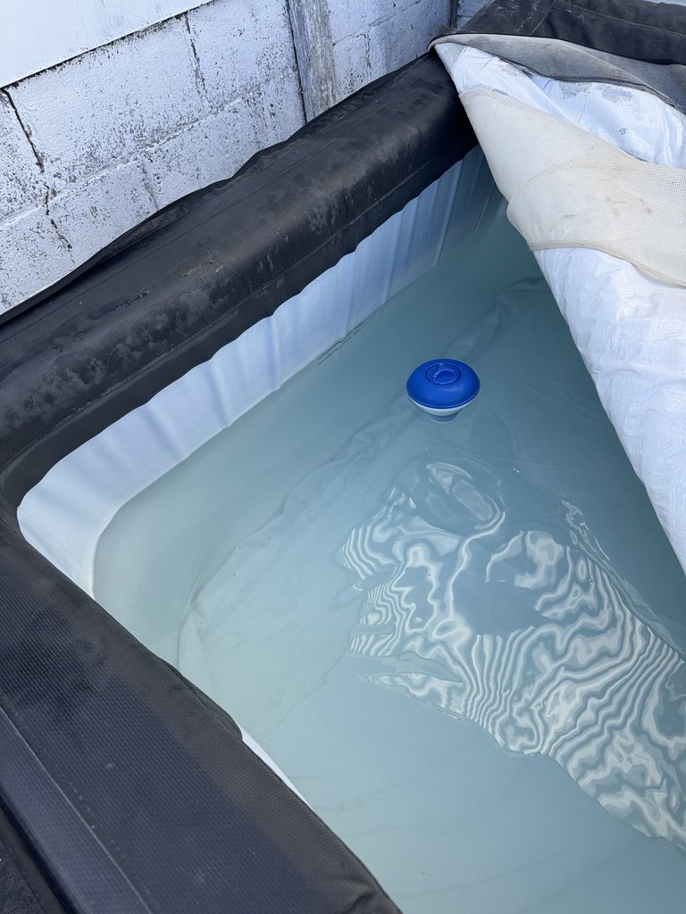 D1 hottub — 8.5/10 Guest Ready