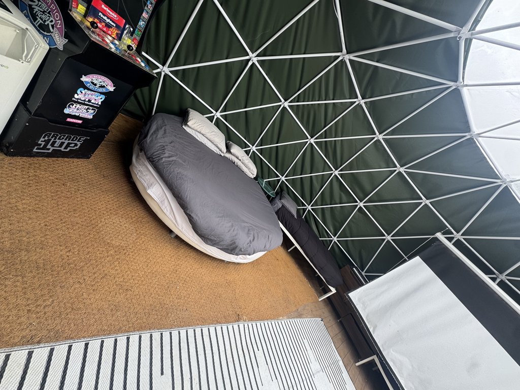 D3 bedding — 8.5/10 Guest Ready